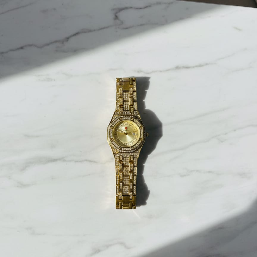Luxury Gold Diamond-Studded Wrist Watch – Premium Designer Style Quartz Watch for Men & Women