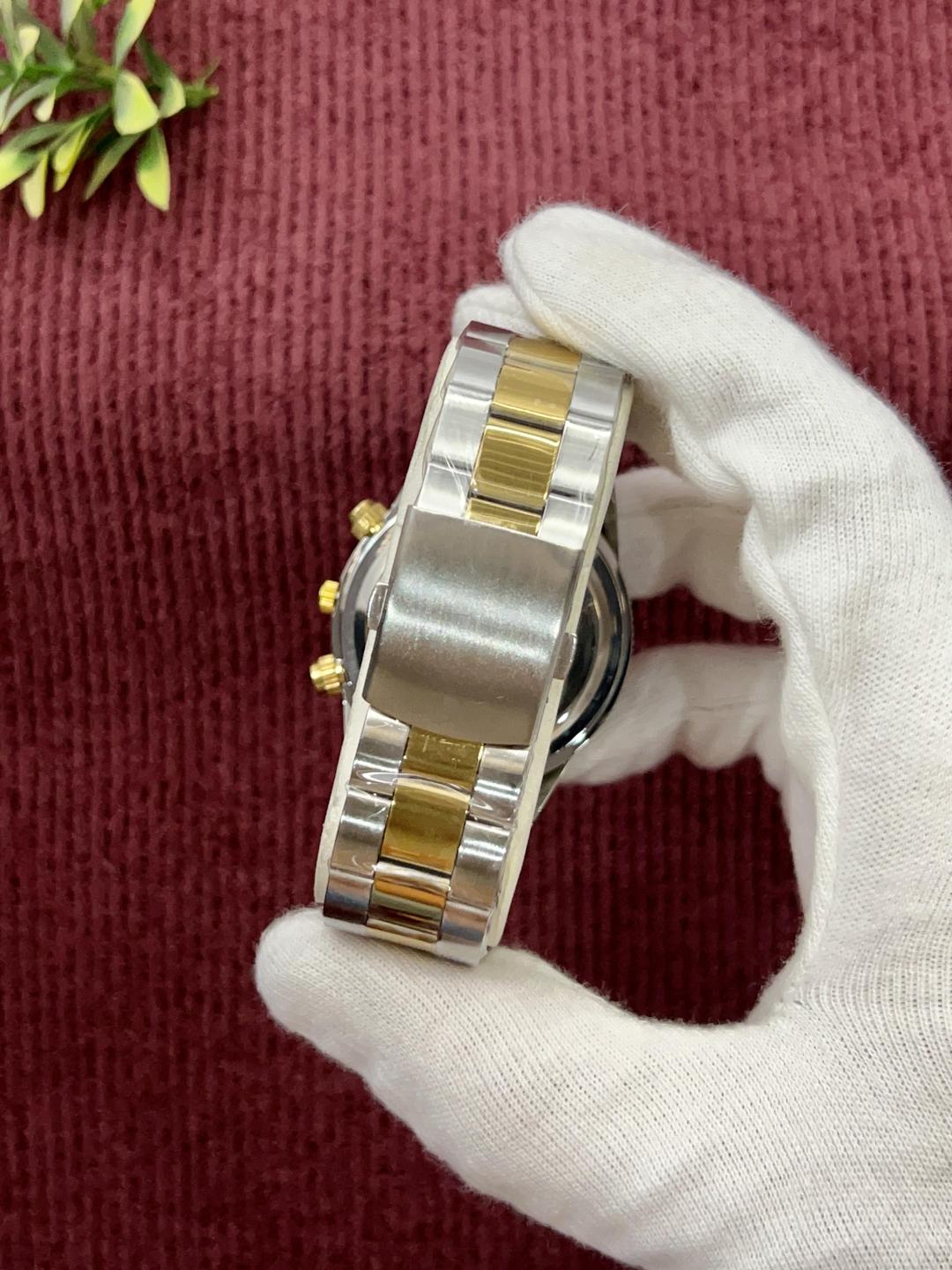 Stainless Steel Chronograph Watch Black Dial Gold Strap _M